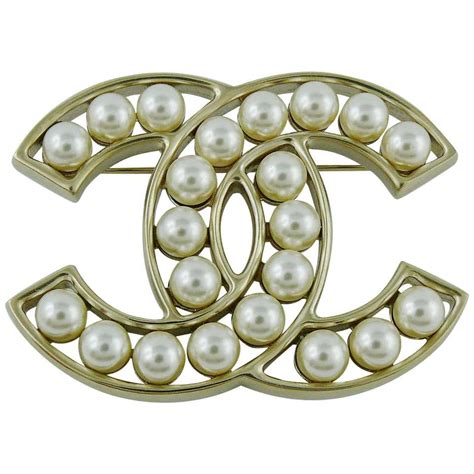 broche inspiration chanel|chanel brooch jewelry.